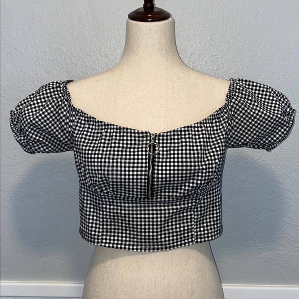 COTTON:ON Off The Shoulder Crop Top